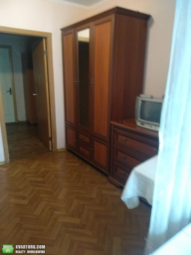 Rent out 2-room apartment. Киев, Лесной проспект — photo 5