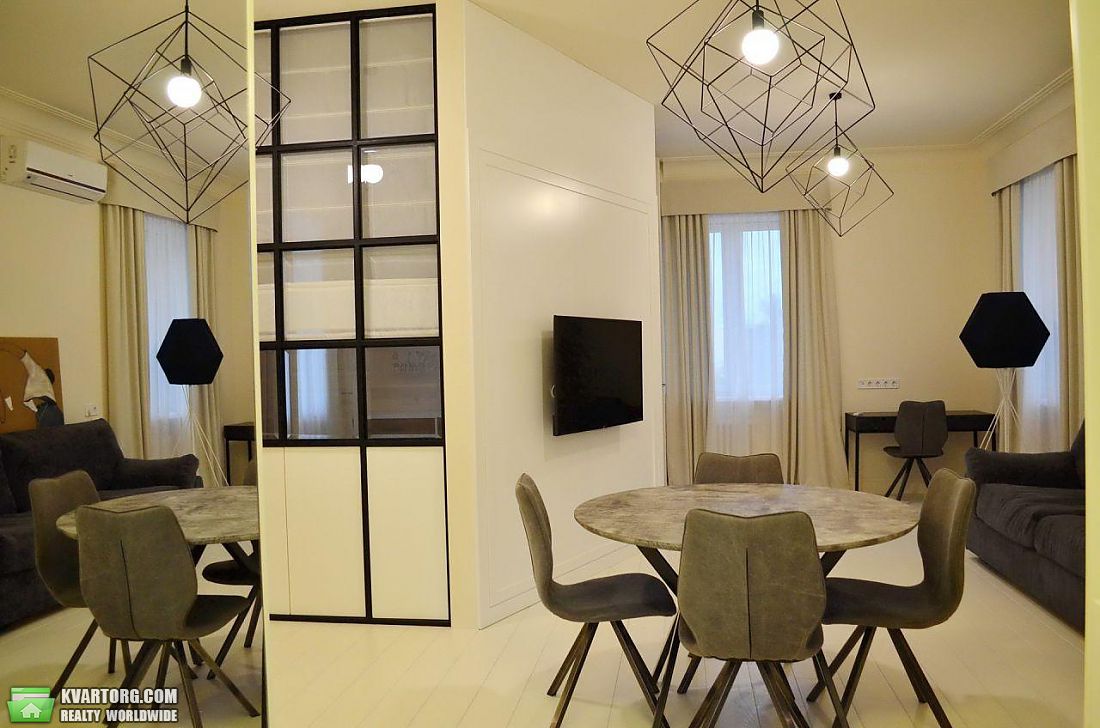 Rent out 2-room apartment. Киев,  Михайловский пер — photo 3