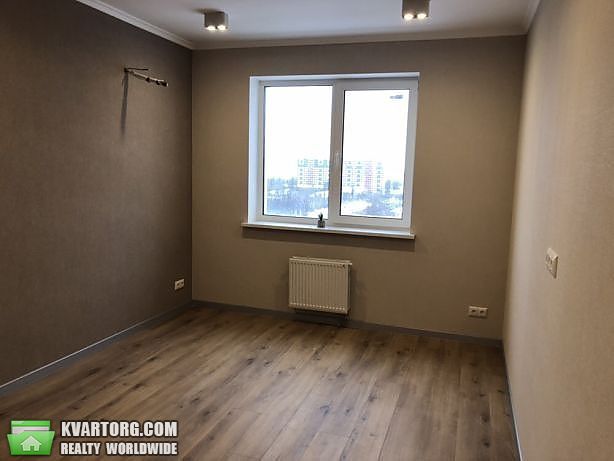 Rent out 2-room apartment. Киев,  Героев Севастополя — photo 2