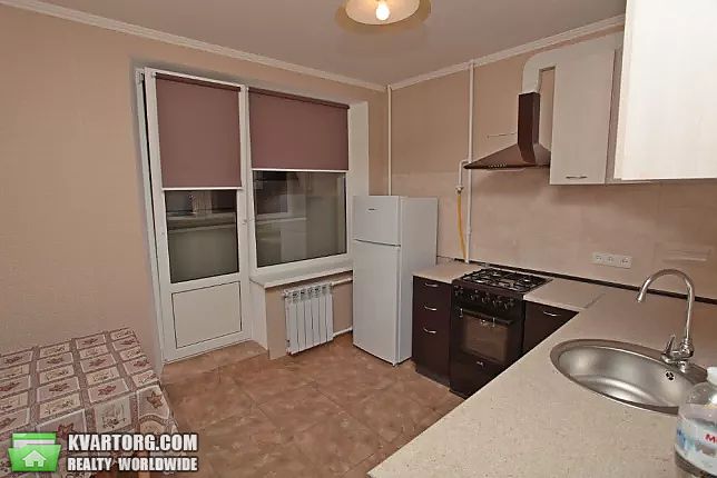 Rent out 1-room apartment. Киев, Братиславская — photo 1
