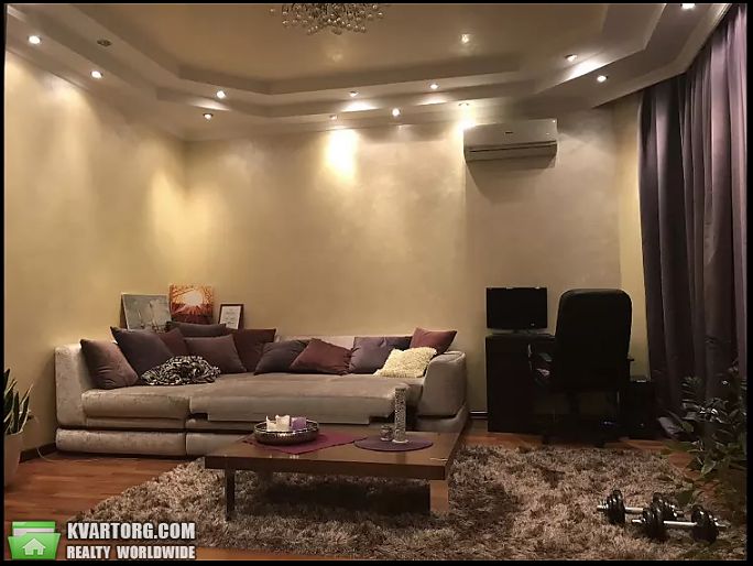 Rent out 2-room apartment. Киев,  Никольско-Слободская — photo 2