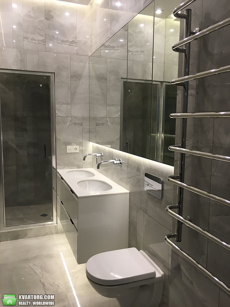 Sell 4-room apartment. Киев,  Драгомирова — photo 9
