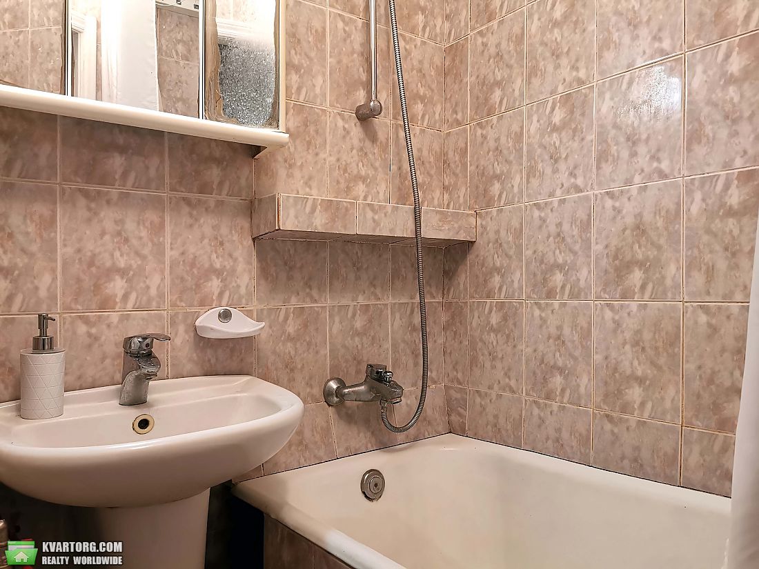 Sell 3-room apartment. Киев,  Невская — photo 5