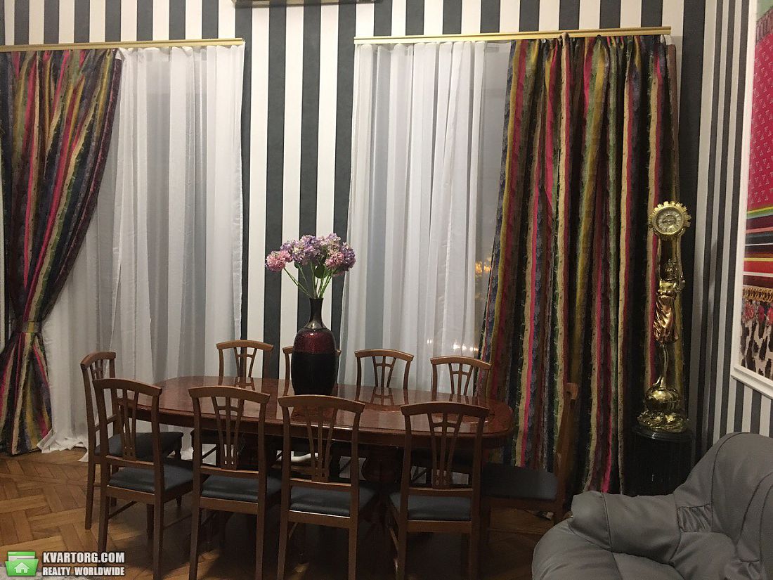 Rent out 4-room apartment. Одесса, Дерибасовская — photo 3