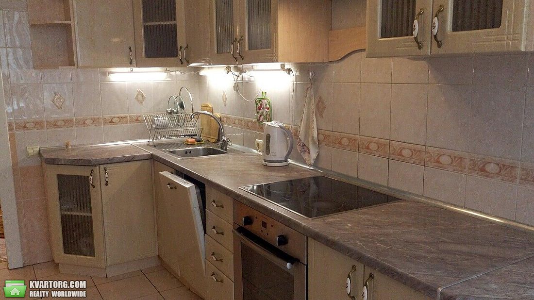 Rent out 4-room apartment. Киев,  Героев Сталинграда пр — photo 3