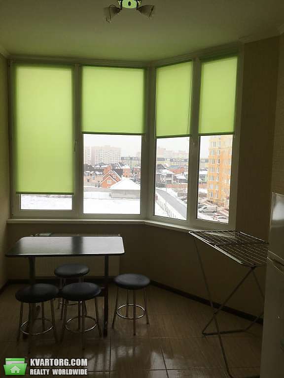 Rent out 1-room apartment. Киев,  Братская — photo 5