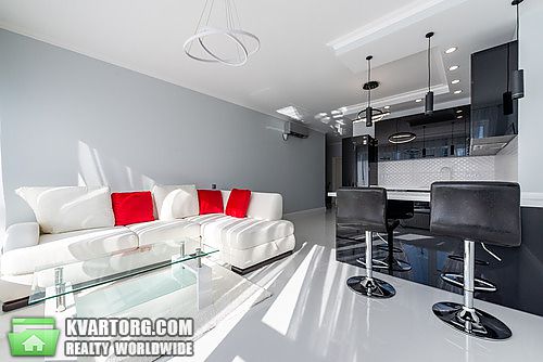 Rent out 2-room apartment. Киев,  Оболонский пр — photo 1