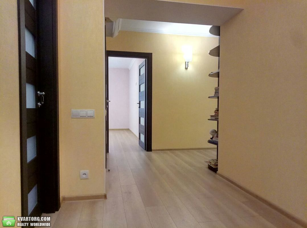 Sell 3-room apartment. Днепропетровск, маршала судца — photo 4