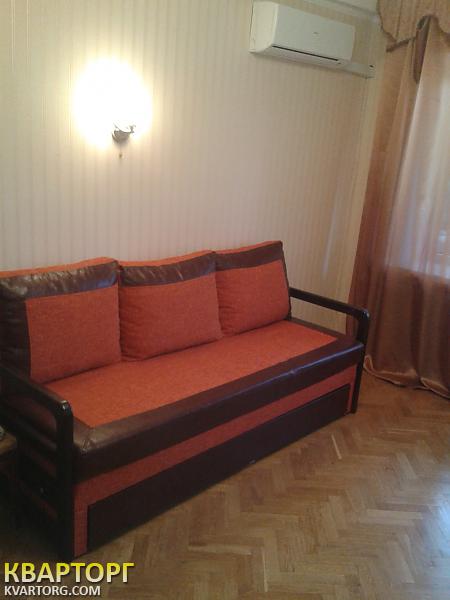 Rent out 2-room apartment. Киев,  Вишни — photo 6