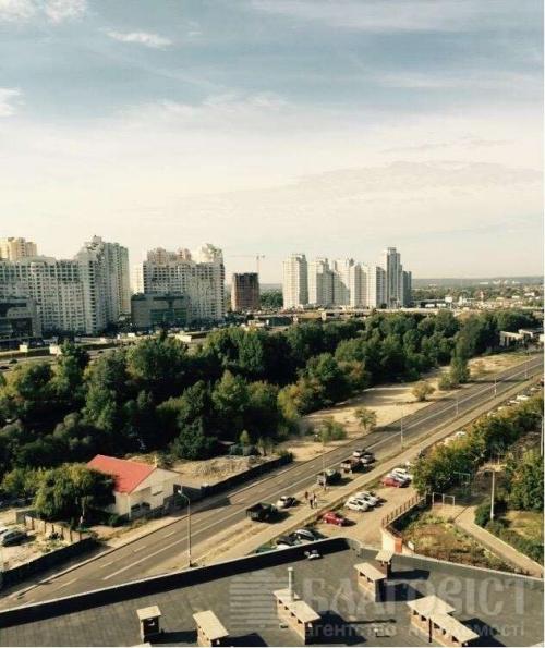 Sell 3-room apartment. Киев, Срибнокильская — photo 5