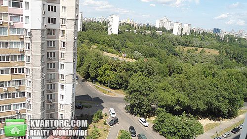 Sell 2-room apartment. Киев,  Амосова — photo 8