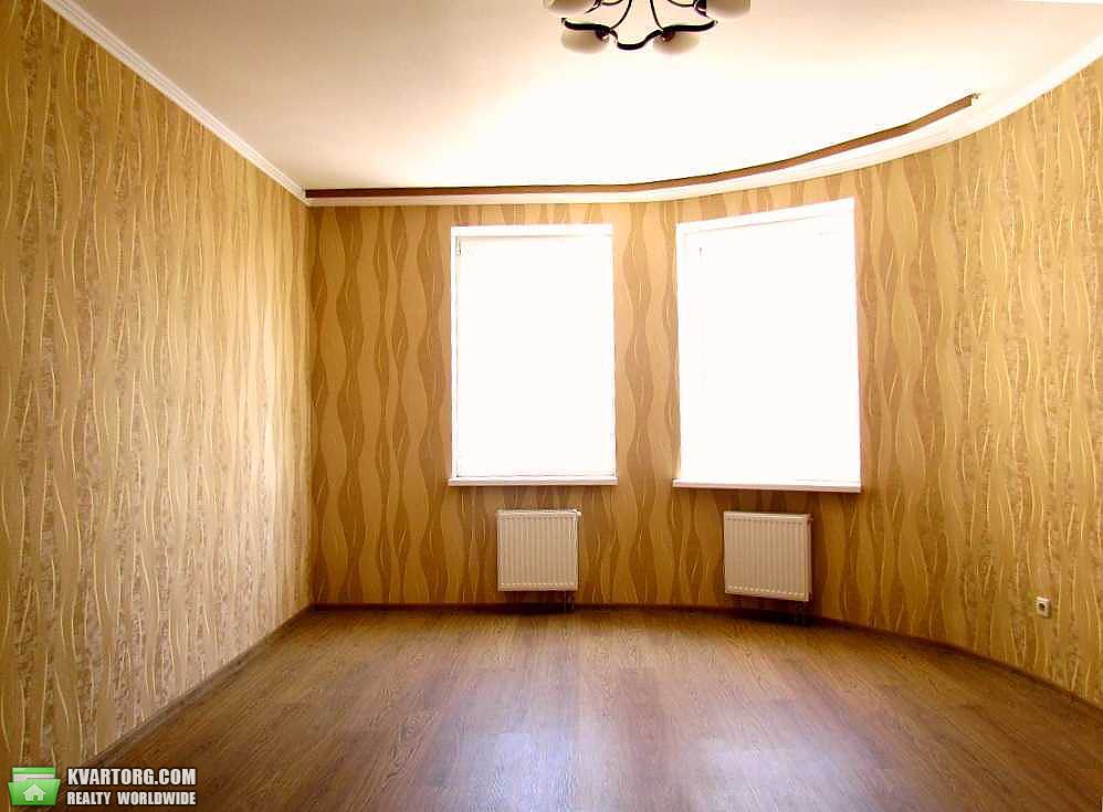Sell 1-room apartment. Киев,  Олевская — photo 1