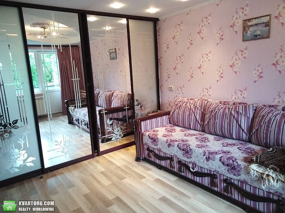 Sell 3-room apartment. Киев, Телиги Елены — photo 1