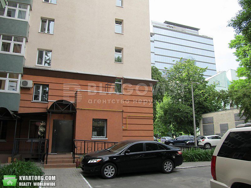 Rent out 1-room apartment. Киев,  Рыбальская — photo 2