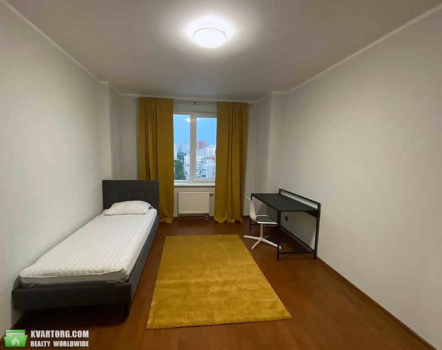Rent out 3-room apartment. Львов, П. Панча — photo 2