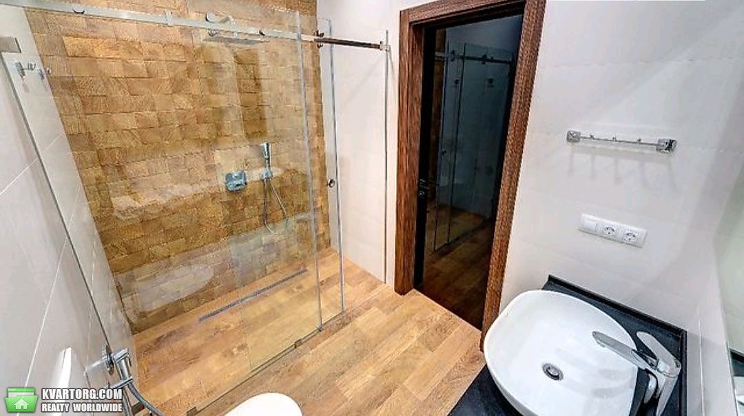 Rent out 3-room apartment. Киев, деловая — photo 1