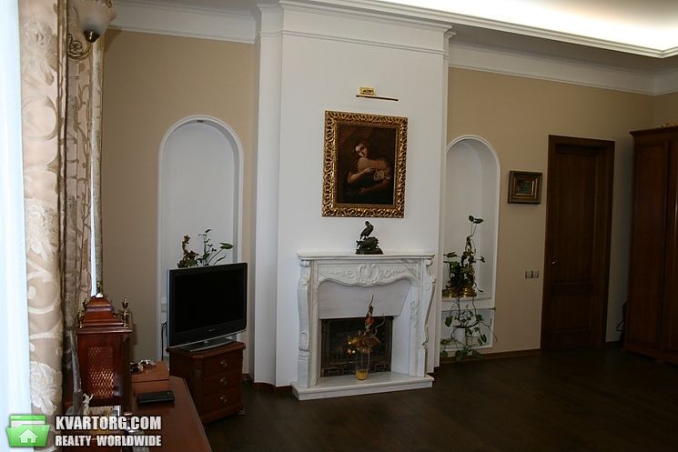 Sell 4-room apartment. Киев,  Богомольца — photo 8