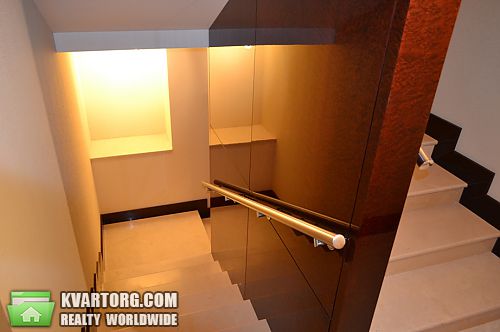 Sell 4-room apartment. Киев, Старонаводницкая — photo 1
