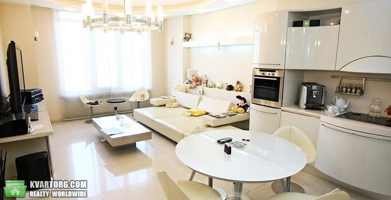 Sell 2-room apartment. Киев,  Жилянская — photo 1