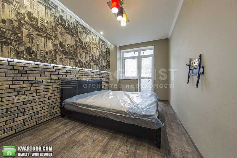 Rent out 2-room apartment. Киев,  Белорусская — photo 4