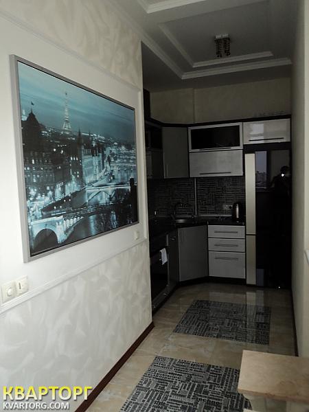 Rent out 2-room apartment. Киев,  Саксаганского — photo 5