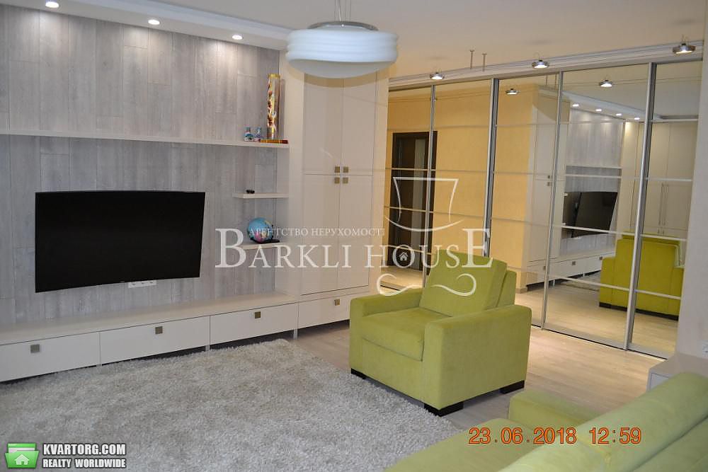 Rent out 3-room apartment. Киев, Сикорского — photo 3