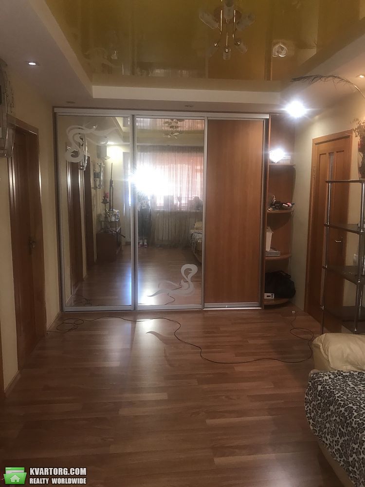 Sell 3-room apartment. Киевская обл., Шляхетська — photo 1