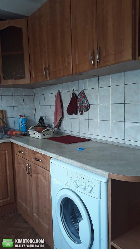 Rent out 2-room apartment. Киев,  Блюхера — photo 2