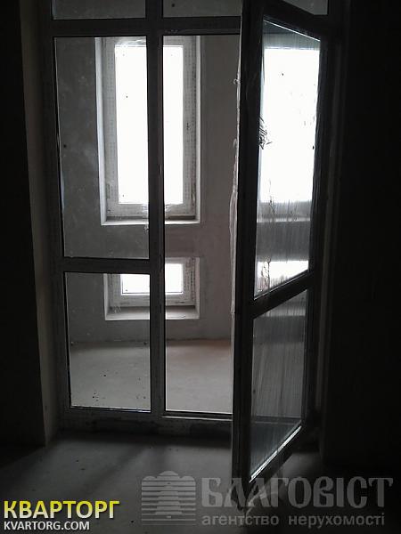 Sell 2-room apartment. Киев, Эрнста — photo 3