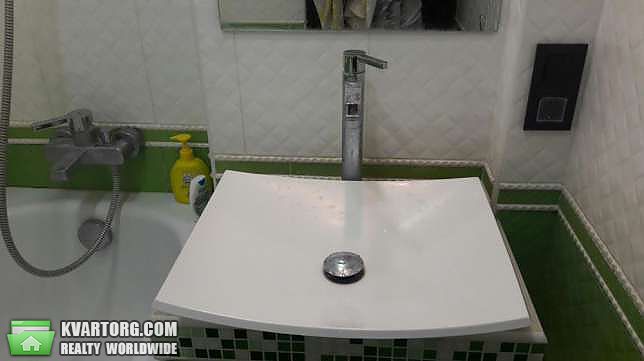 Rent out 2-room apartment. Киев,  Донца — photo 2