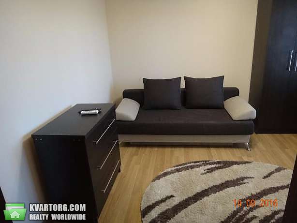 Rent out 2-room apartment. Киев,  Харьковское шоссе — photo 7