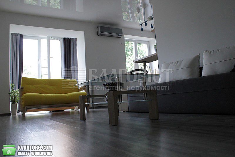 Sell 2-room apartment. Киев,  Драгомирова — photo 3