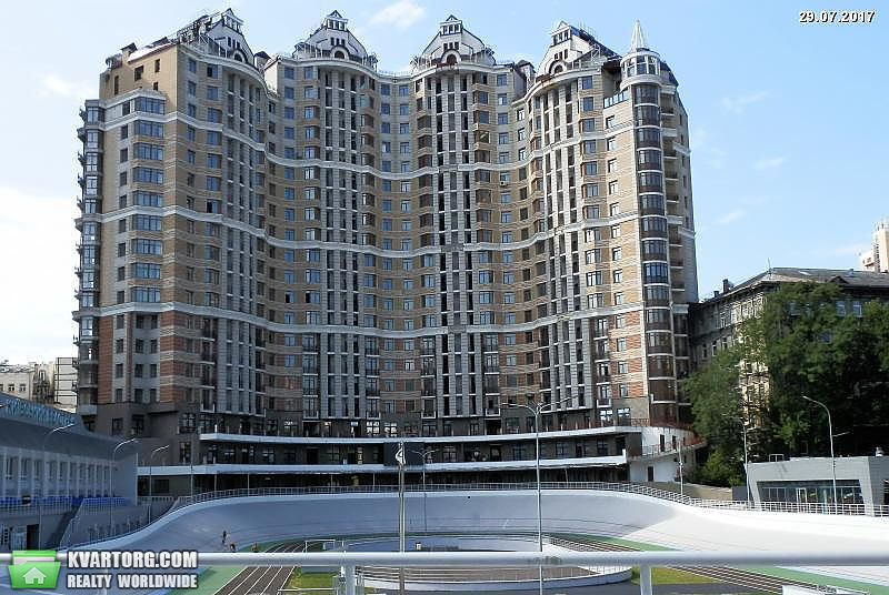 Sell 3-room apartment. Киев,  Богдана Хмельницкого — photo 1