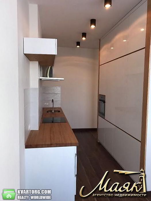 Sell 2-room apartment. Киев,  Щорса — photo 1