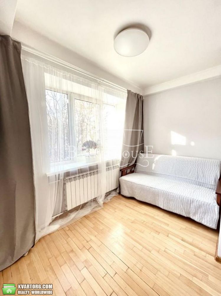 Rent out 3-room apartment. Киев, Лаврская — photo 8