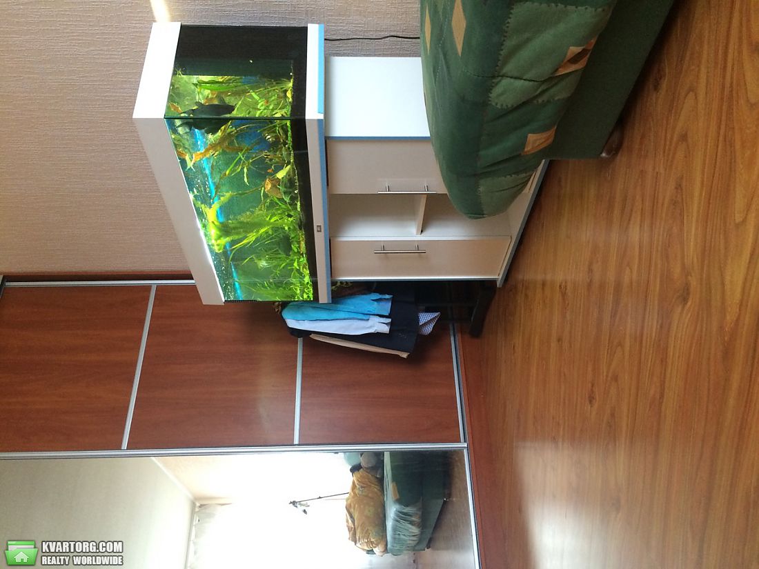 Sell 2-room apartment. Днепропетровск,  Метростроевская — photo 1