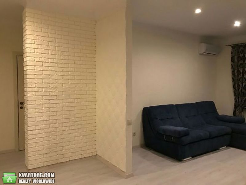 Sell 2-room apartment. Киев,  Панельная — photo 3