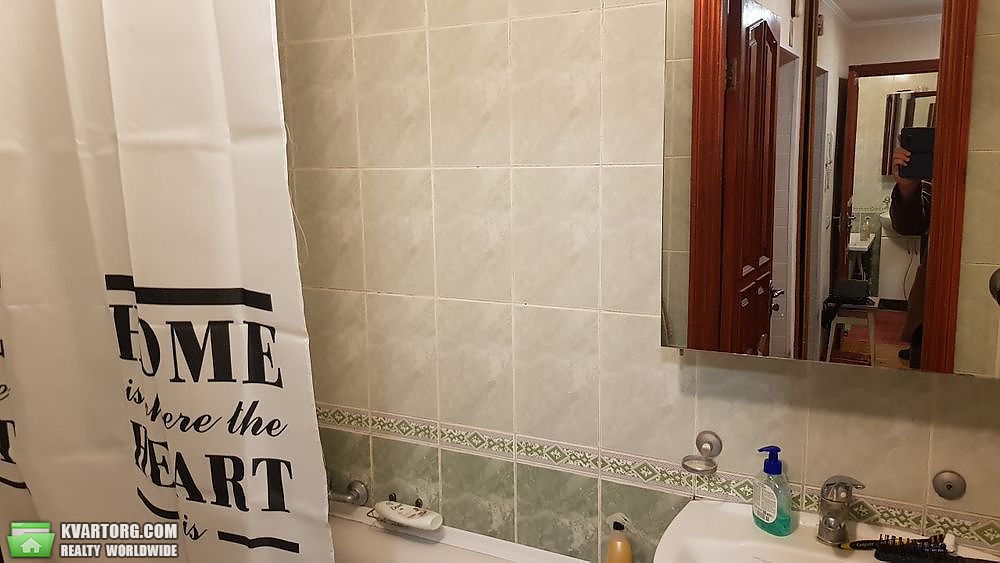 Sell 2-room apartment. Киев,  Братиславская — photo 5