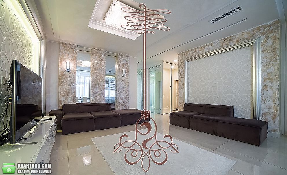 Sell 4-room apartment. Киев,  Драгомирова — photo 2