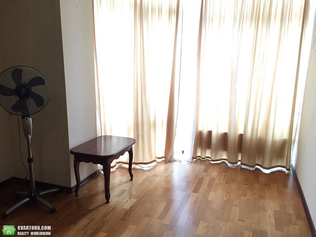 Rent out 2-room apartment. Киев,  Ломоносова — photo 6