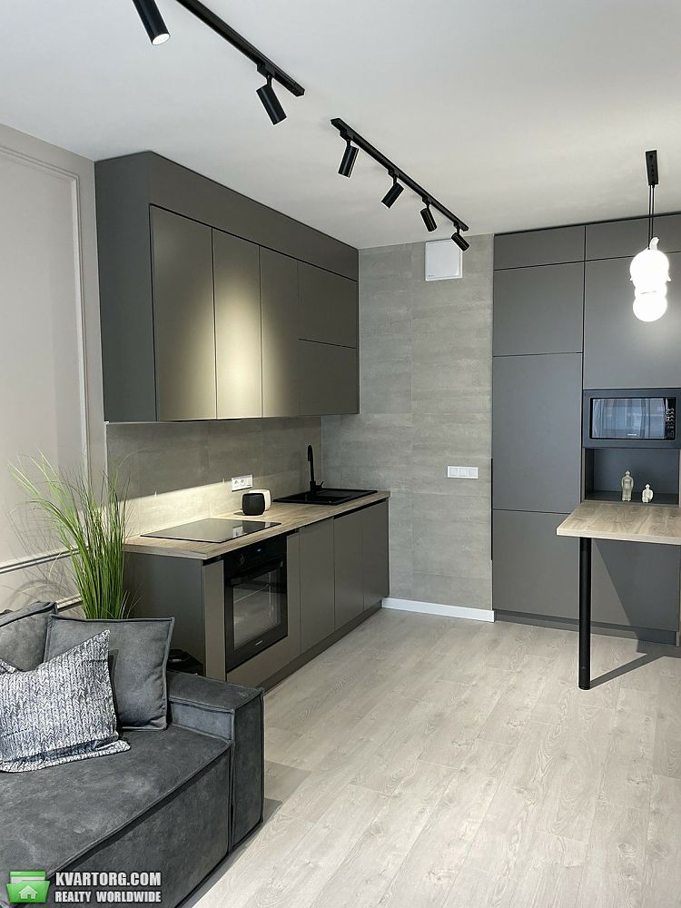 Rent out 2-room apartment. Киев,  Предславинская — photo 7