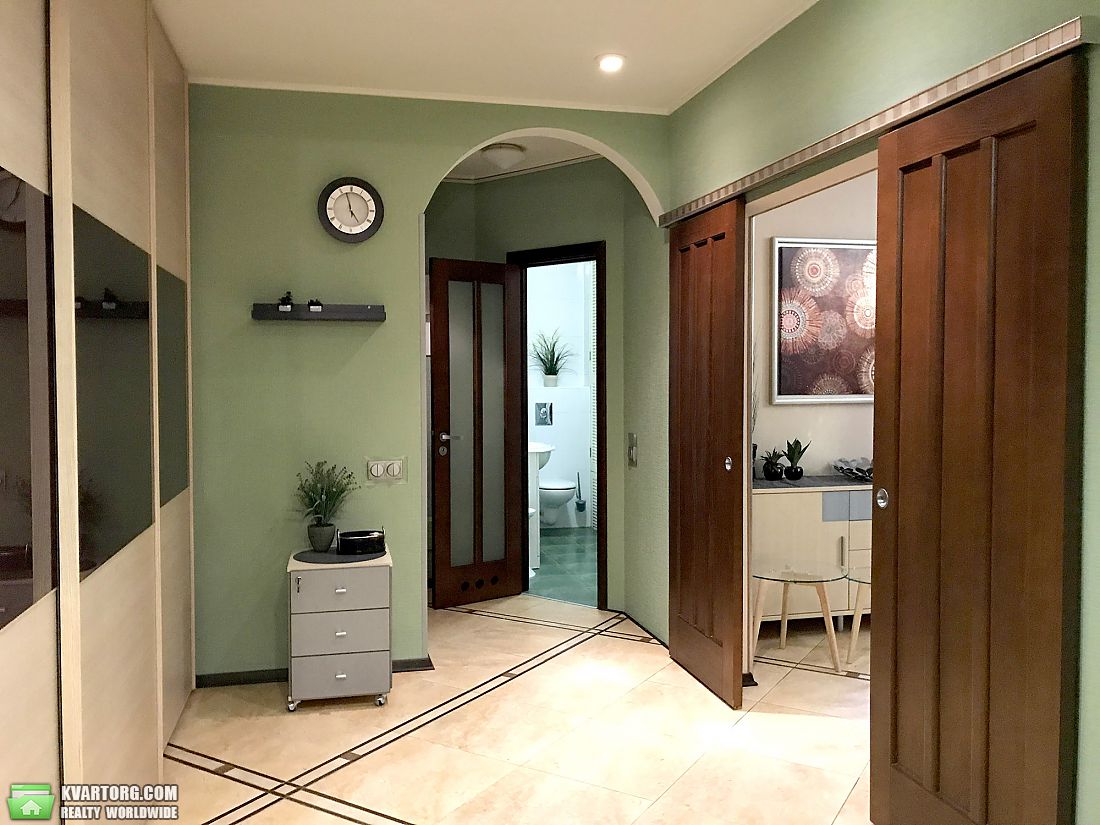 Rent out 3-room apartment. Киев,  Паньковская — photo 4