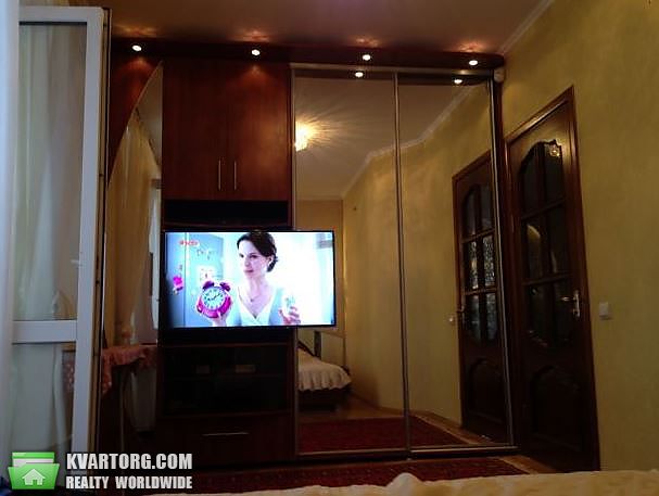 Rent out 3-room apartment. Киев, Ул. Мельникова — photo 8