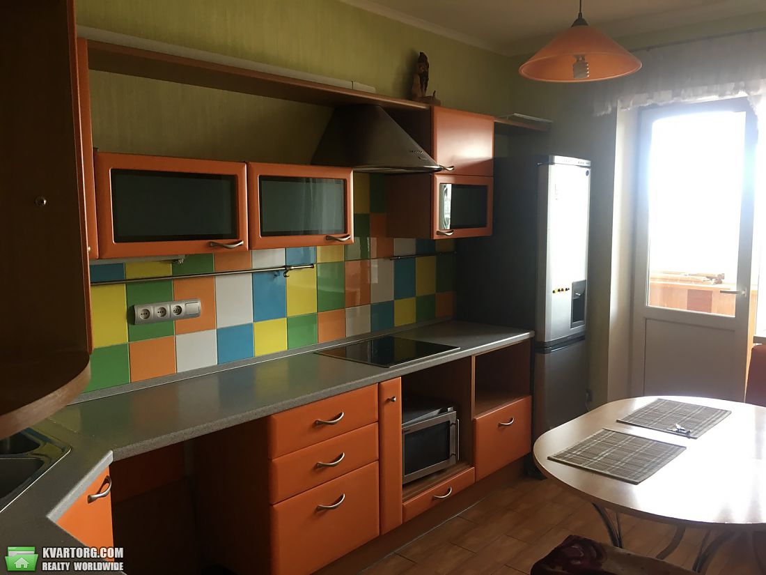 Rent out 1-room apartment. Киев,  Верховного Совета бул — photo 2