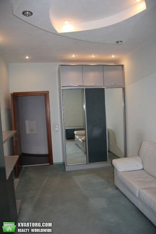 Sell 3-room apartment. Киев,  Срибнокильская — photo 4