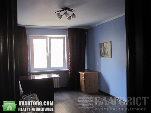 Sell 3-room apartment. Киев, Урловская — photo 2