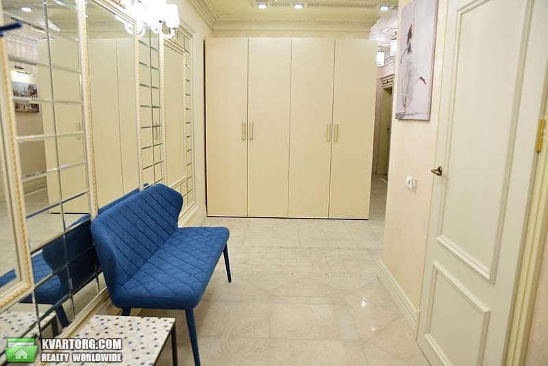 Rent out 3-room apartment. Киев, Сверстюка — photo 8