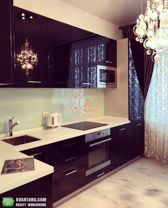 Rent out 2-room apartment. Киев, Драгомирова ул. — photo 1