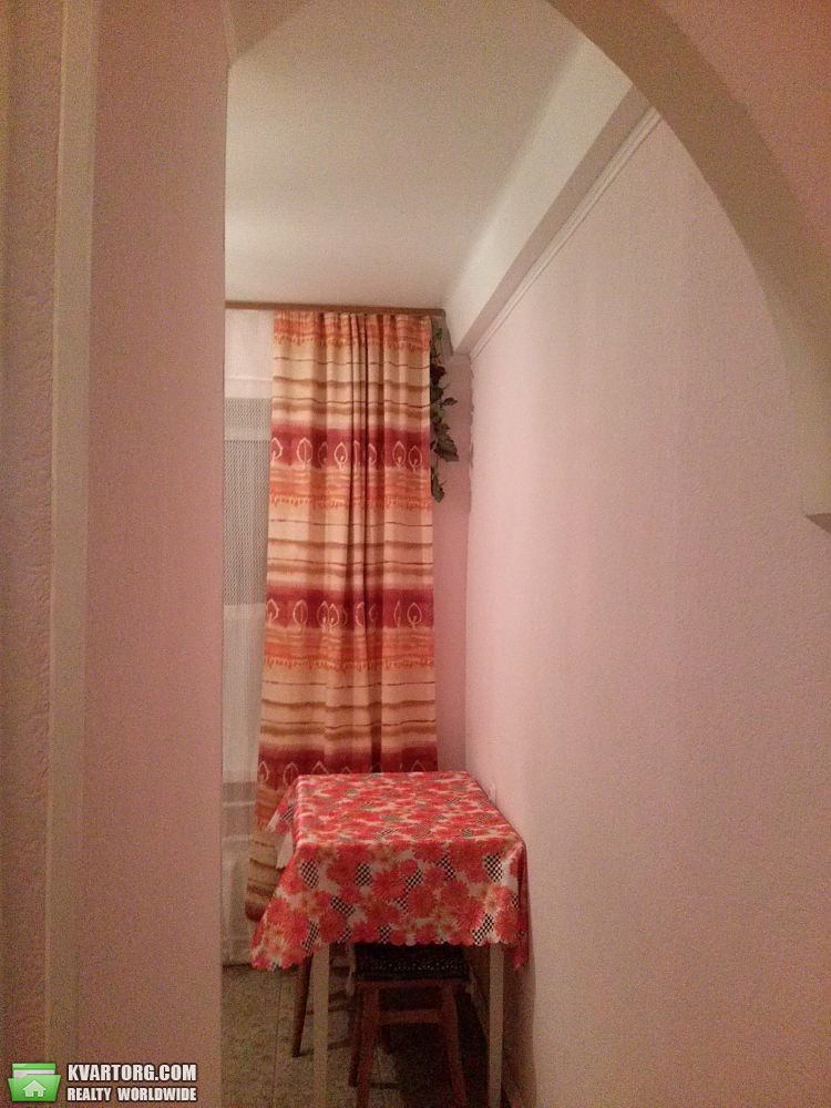 Rent out 1-room apartment. Киев,  Русановская наб — photo 5