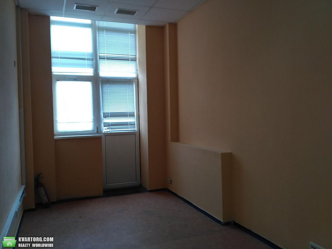 Rent out office. Киев, ул.Хвойки — photo 1